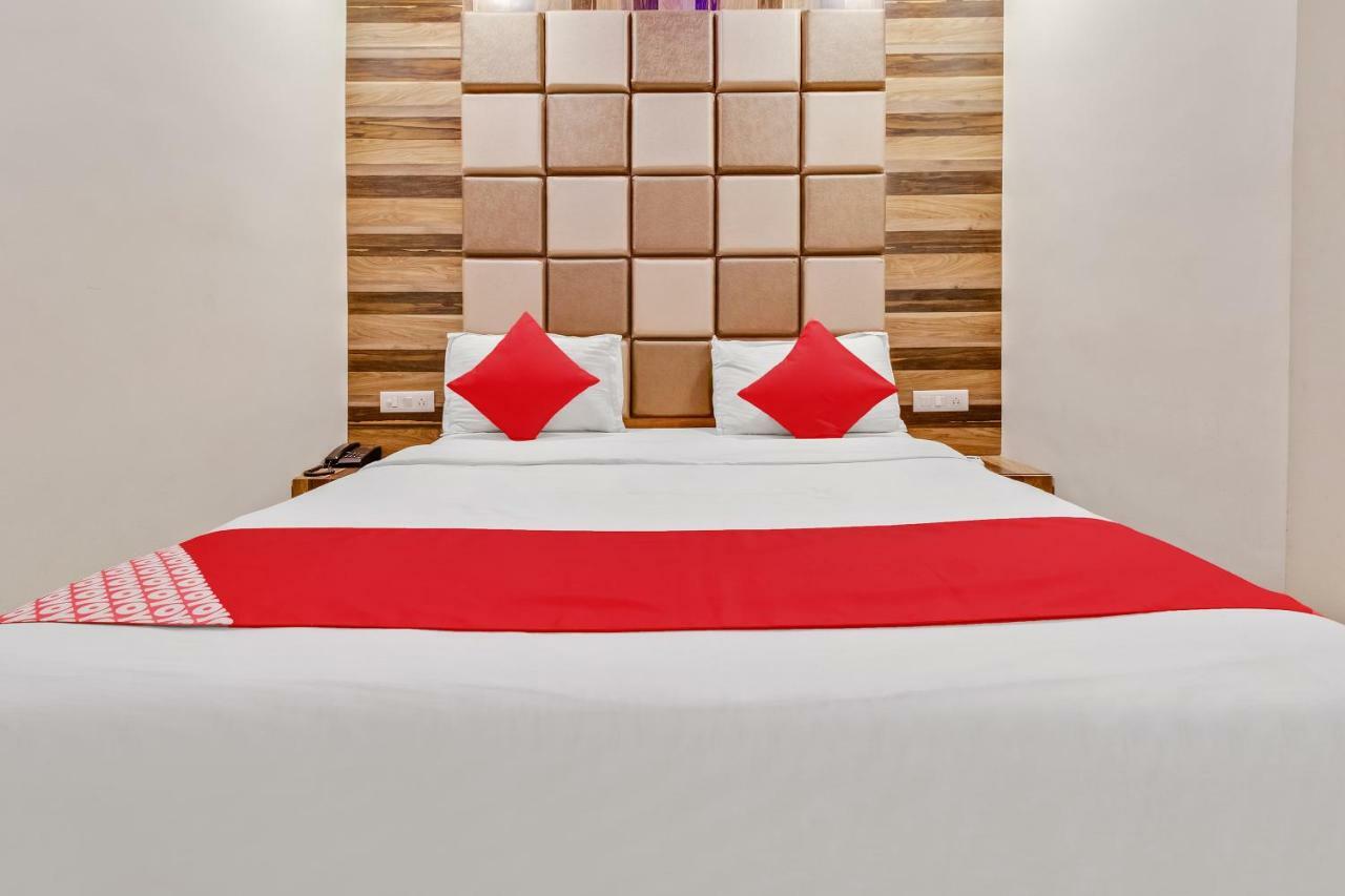 Oyo 47777 Hotel Laxminarayan Aurangabad  Eksteriør bilde