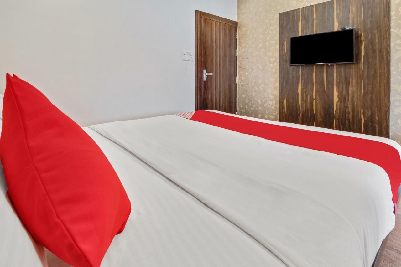 Oyo 47777 Hotel Laxminarayan Aurangabad  Eksteriør bilde